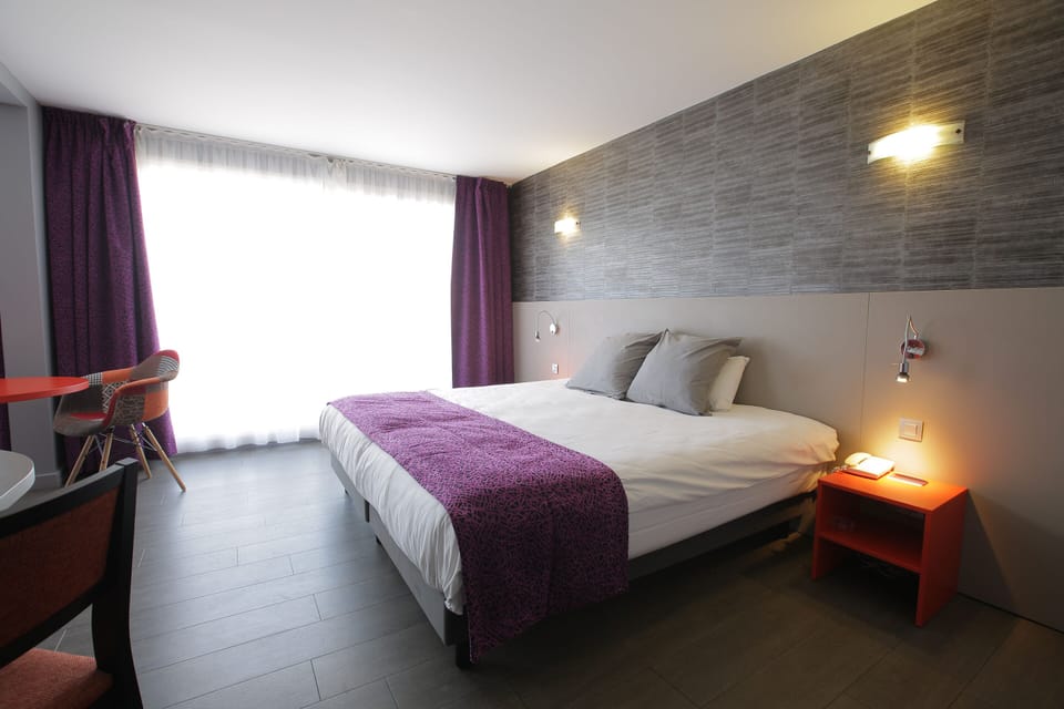 Minibar, in-room safe, desk, blackout drapes