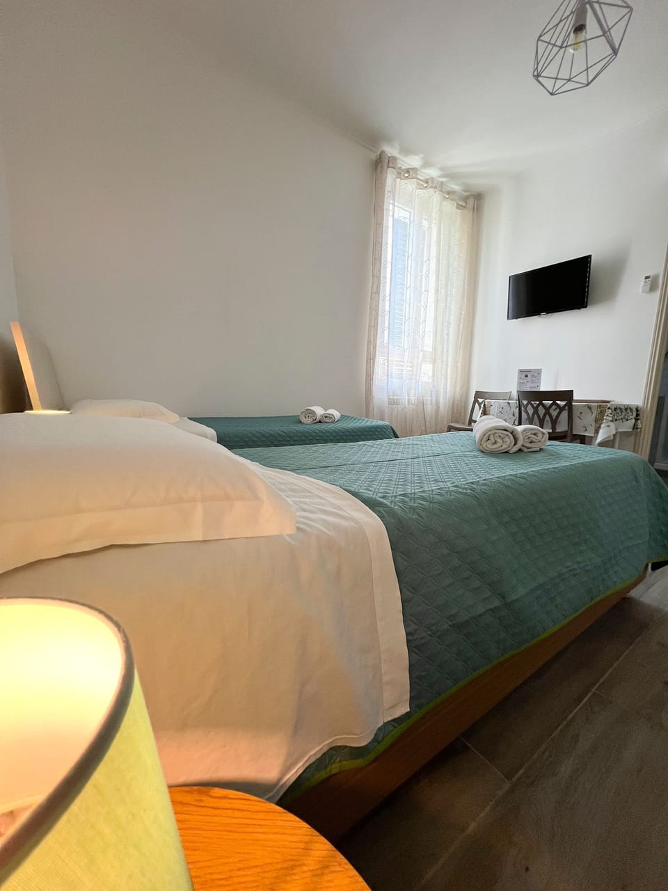 Triple Room, Private Bathroom | Frette Italian sheets, premium bedding, desk, rollaway beds