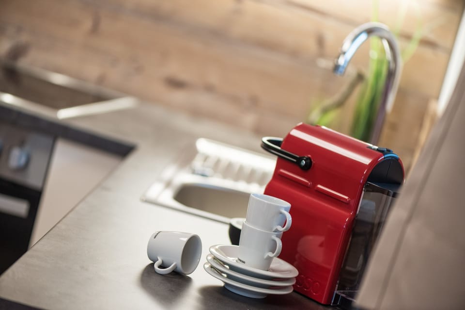 Coffee/tea maker