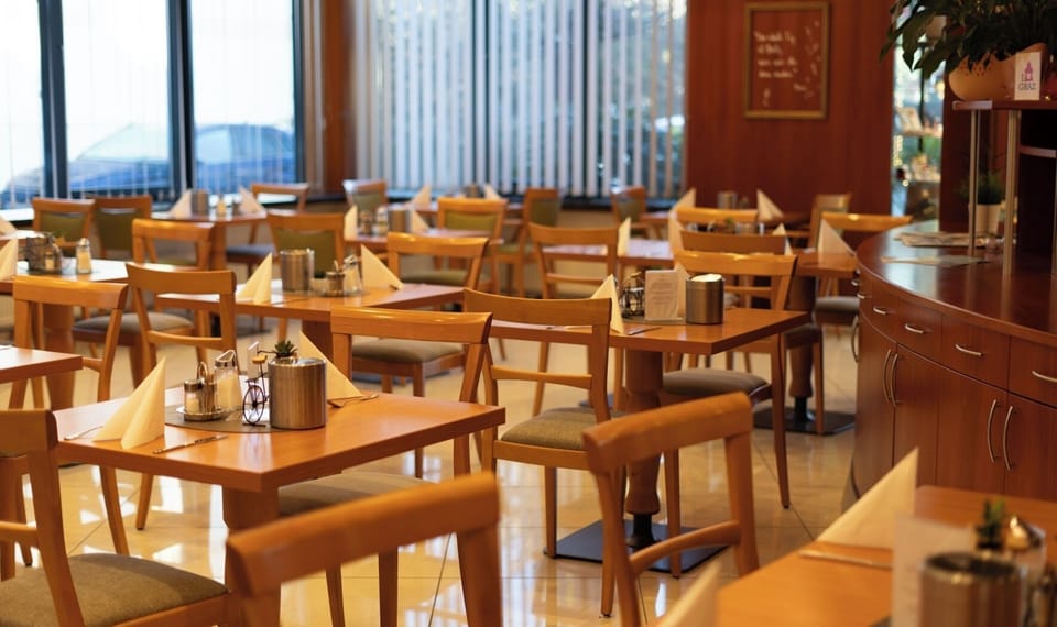Daily buffet breakfast for a fee