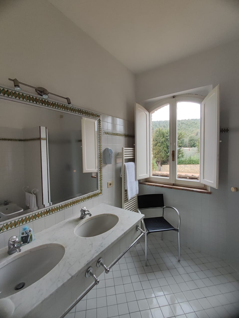 Family Condo | Bathroom | Shower, rainfall showerhead, eco-friendly toiletries, hair dryer