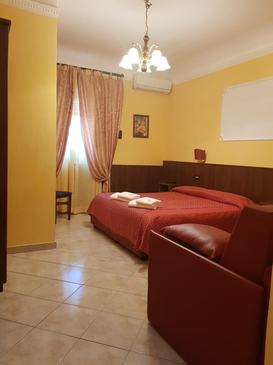In-room safe, desk, free WiFi, bed sheets