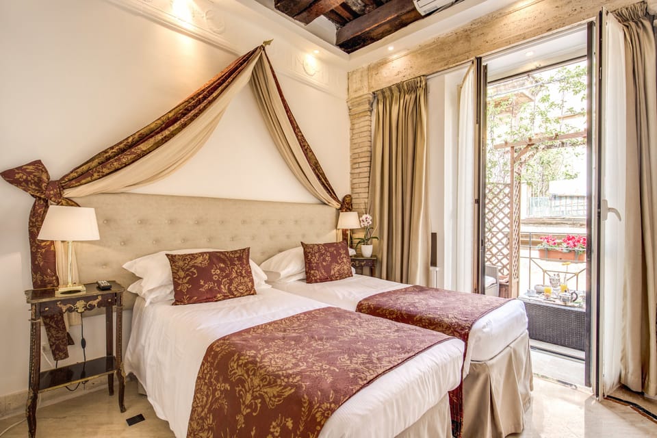2 bedrooms, premium bedding, in-room safe, desk