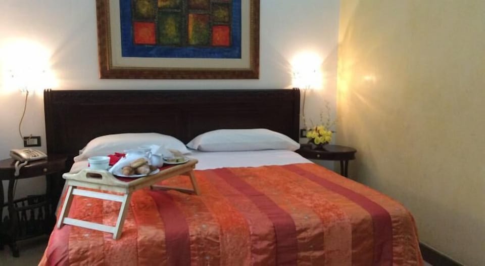 Standard Double or Twin Room | Frette Italian sheets, in-room safe, desk, soundproofing