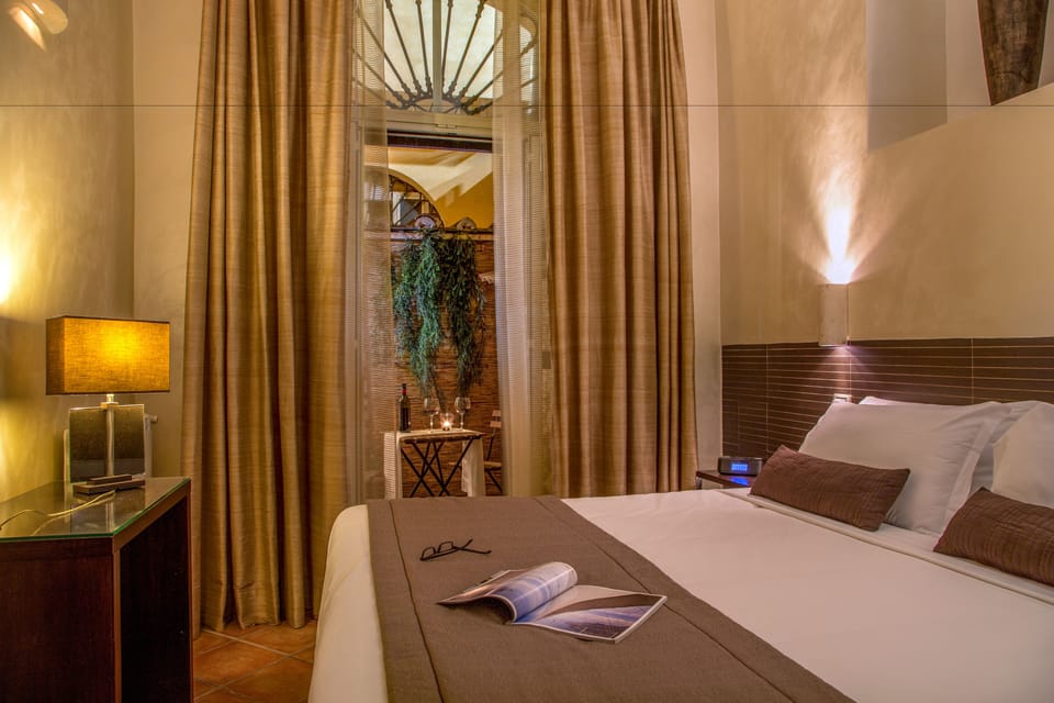 Premium bedding, in-room safe, individually furnished, desk