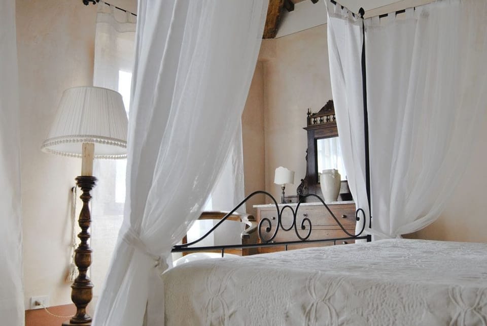 Senior Suite | Minibar, desk, iron/ironing board, free WiFi