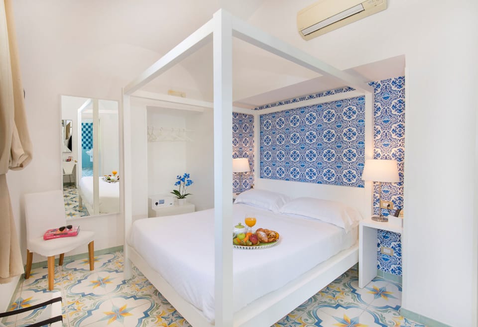 Classic Room | Down comforters, memory foam beds, minibar, in-room safe