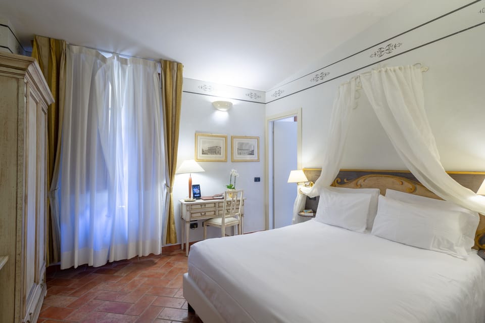 Classic Double Room | Down comforters, minibar, in-room safe, desk