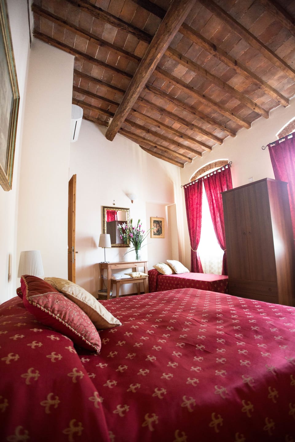 Deluxe Triple Room, 1 Bedroom | Down comforters, in-room safe, desk, iron/ironing board (on request)