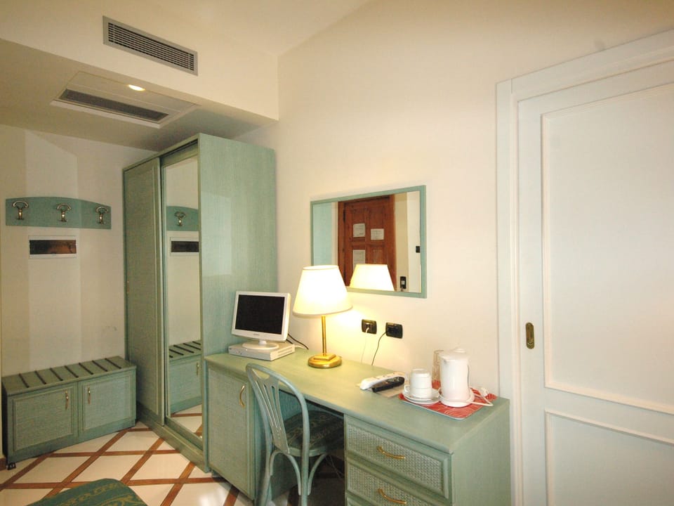 Double Room | Room amenity