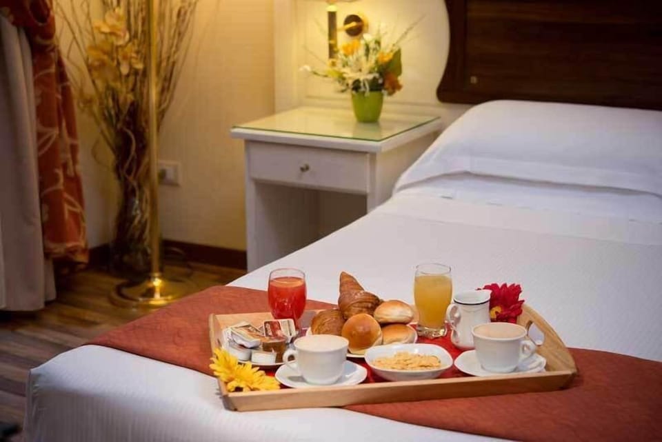 Room service - dining