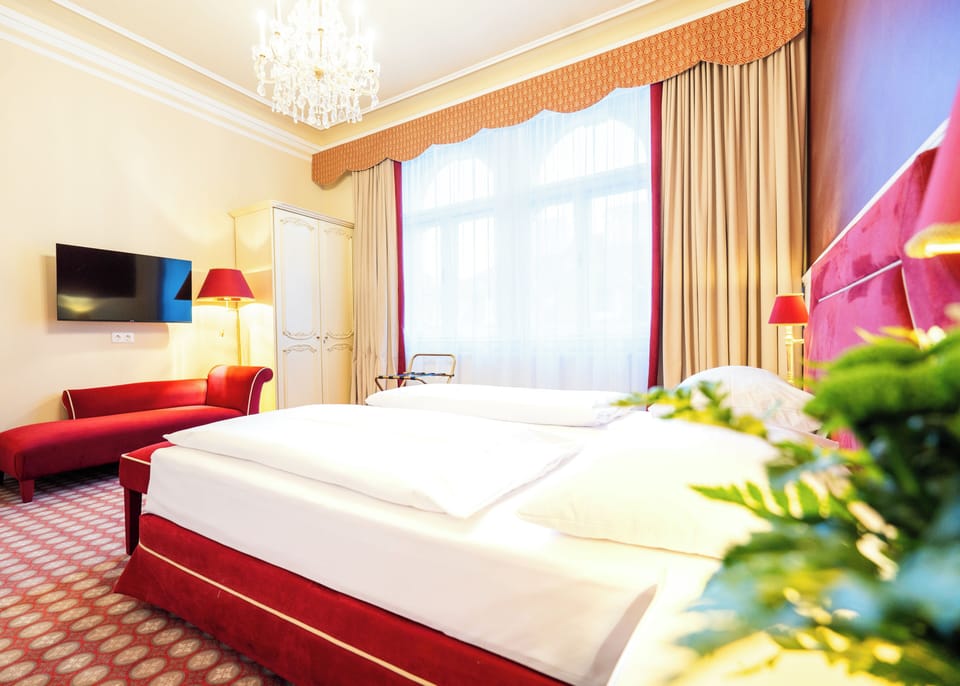 Superior Double Room (5th and 6th Floor) | Hypo-allergenic bedding, minibar, in-room safe, desk