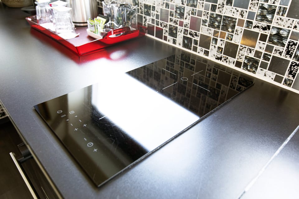 Luxury Suite, 1 Double Bed, Terrace | Private kitchenette
