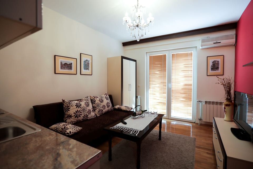 One Bedroom Apartment | Living room | Flat-screen TV