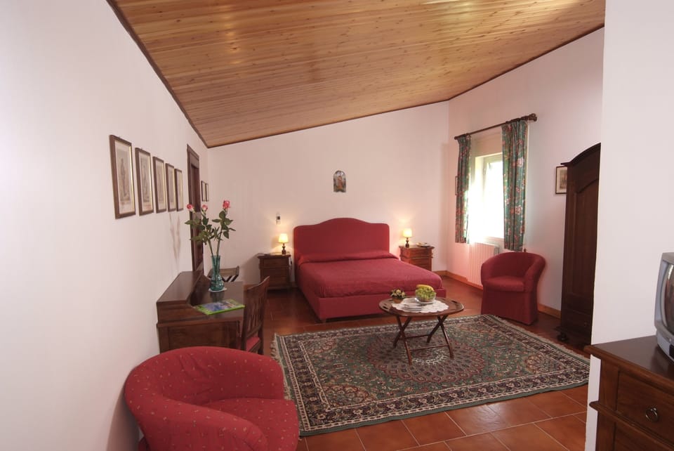 Family Room | Premium bedding, in-room safe, cribs/infant beds, free WiFi