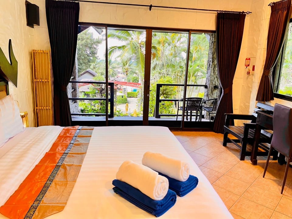 Superior Double Room | Premium bedding, minibar, in-room safe, individually decorated