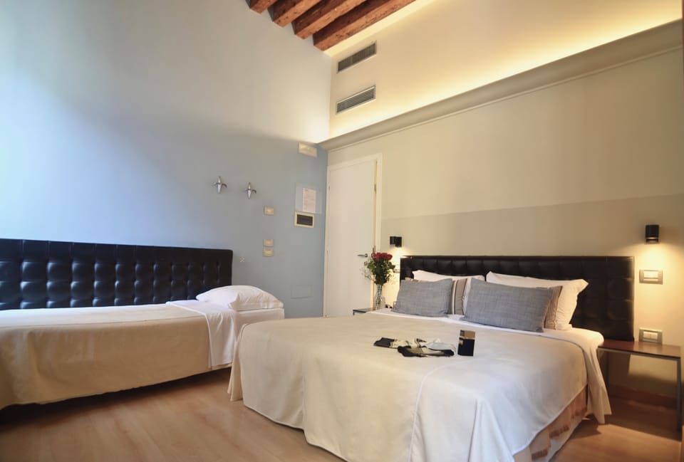 Superior Double Room, City View | Minibar, in-room safe, desk, WiFi (free)