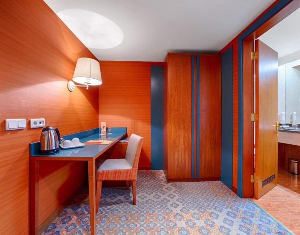Superior Double Room | In-room safe, desk, free cribs/infant beds, free WiFi