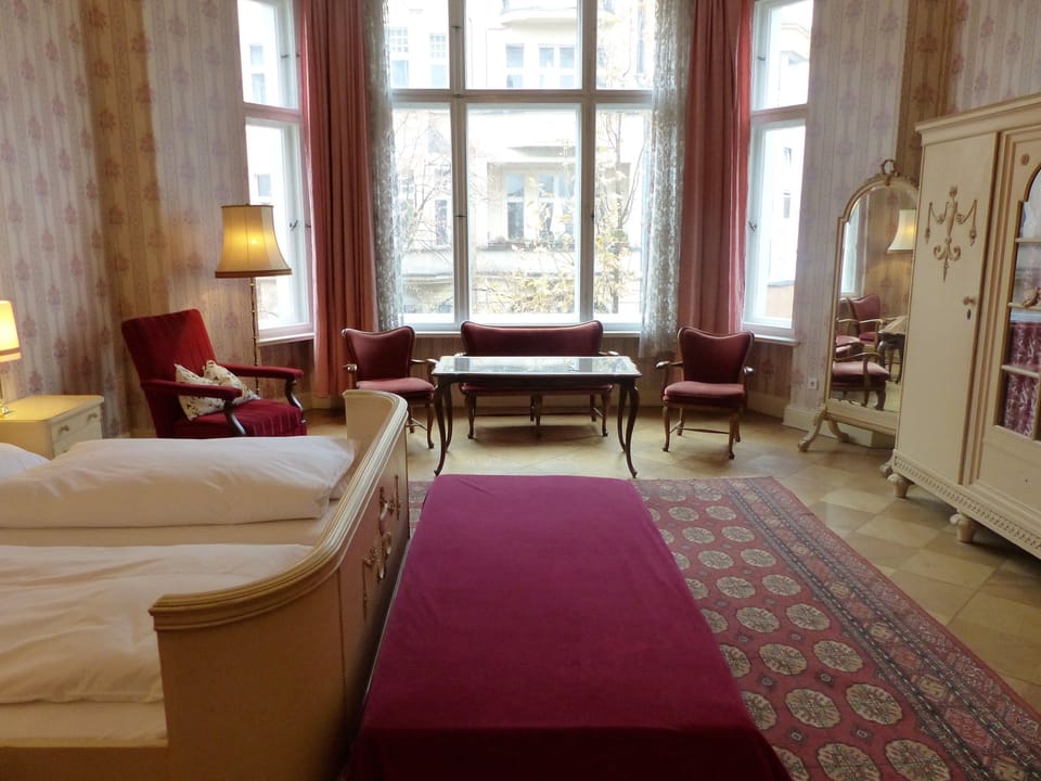 Double Room (with Shower and Shared Toilet) | In-room safe, desk, iron/ironing board, free WiFi