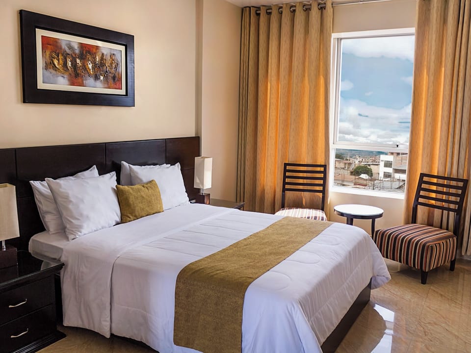 Premium Room | Minibar, desk, soundproofing, free WiFi