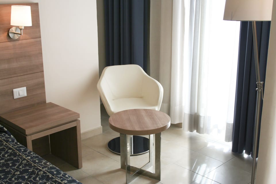Minibar, in-room safe, desk, cribs (surcharge)