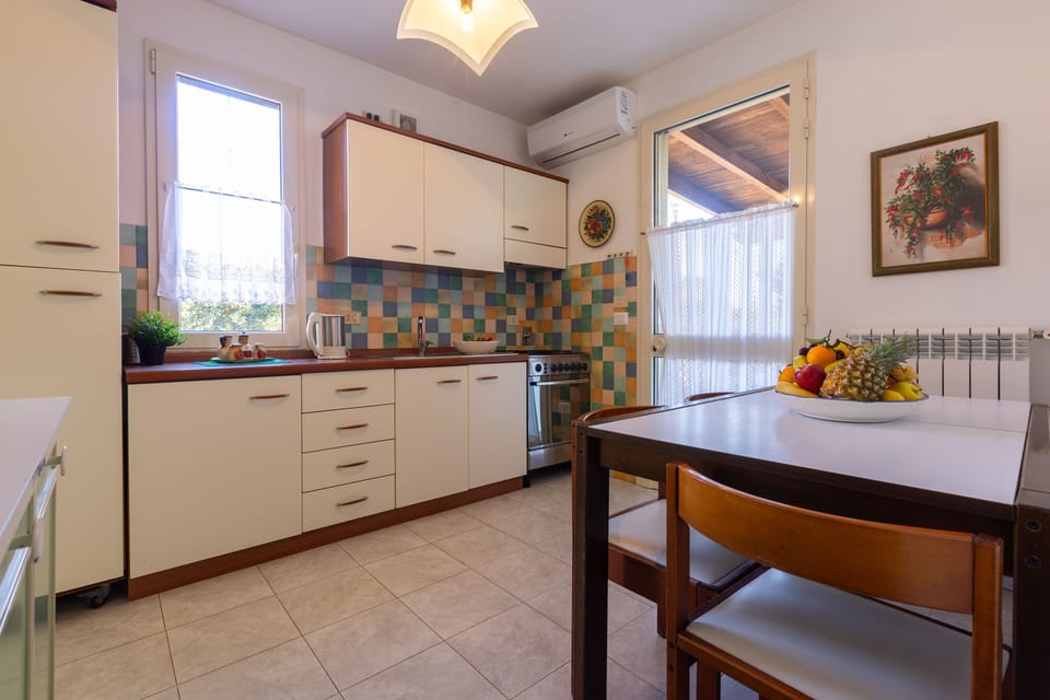 Apartment, 2 Bedrooms | Private kitchen | Coffee/tea maker