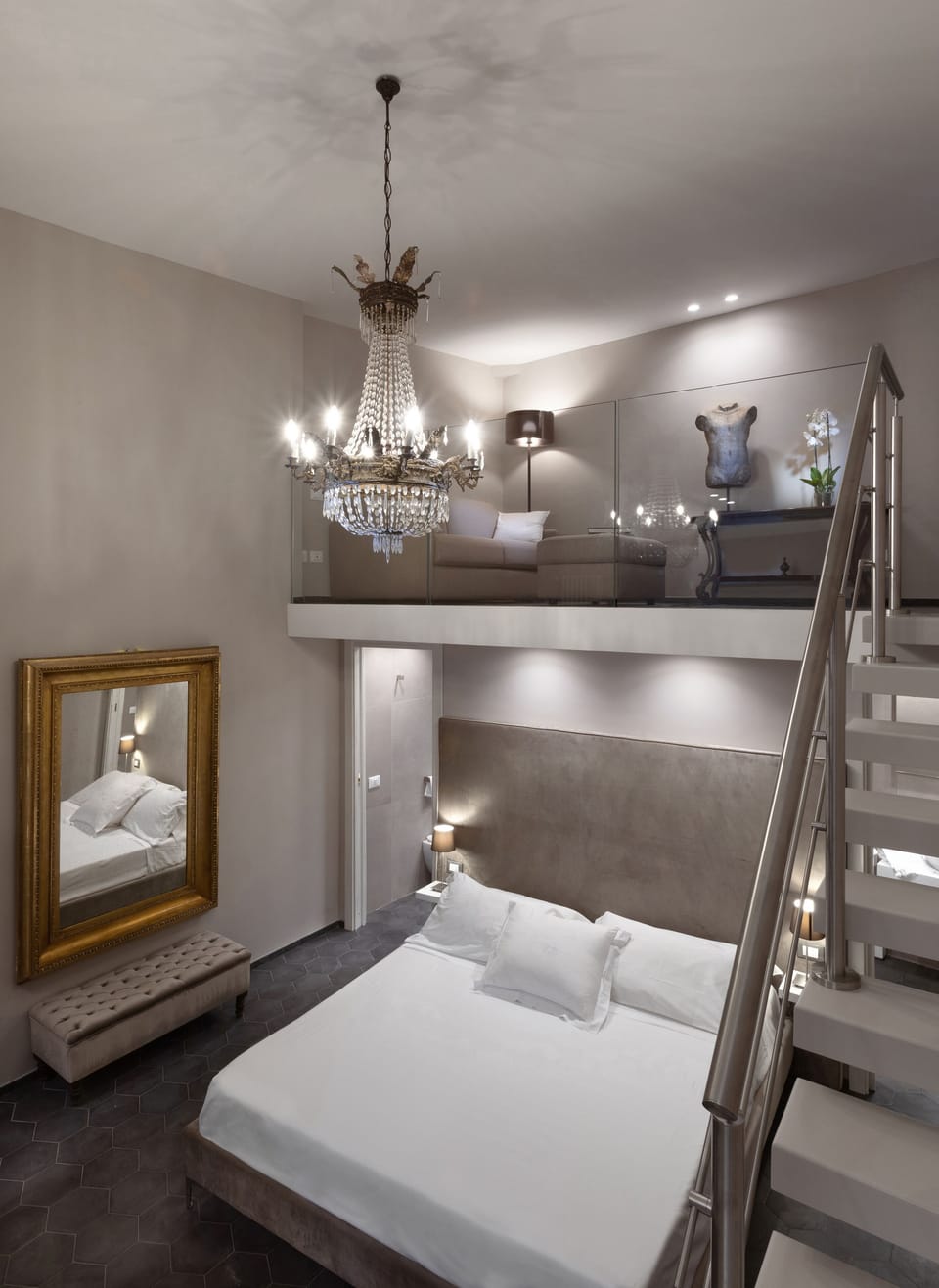Premium bedding, down comforters, minibar, in-room safe