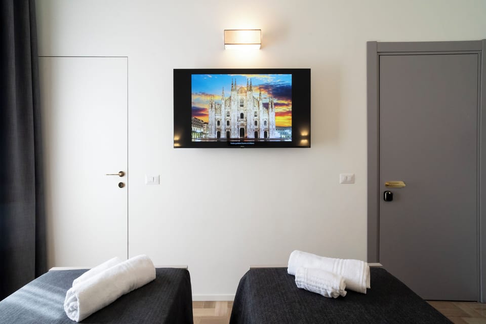 Standard Room, 2 Twin Beds, Private Bathroom | Select Comfort beds, desk, free WiFi