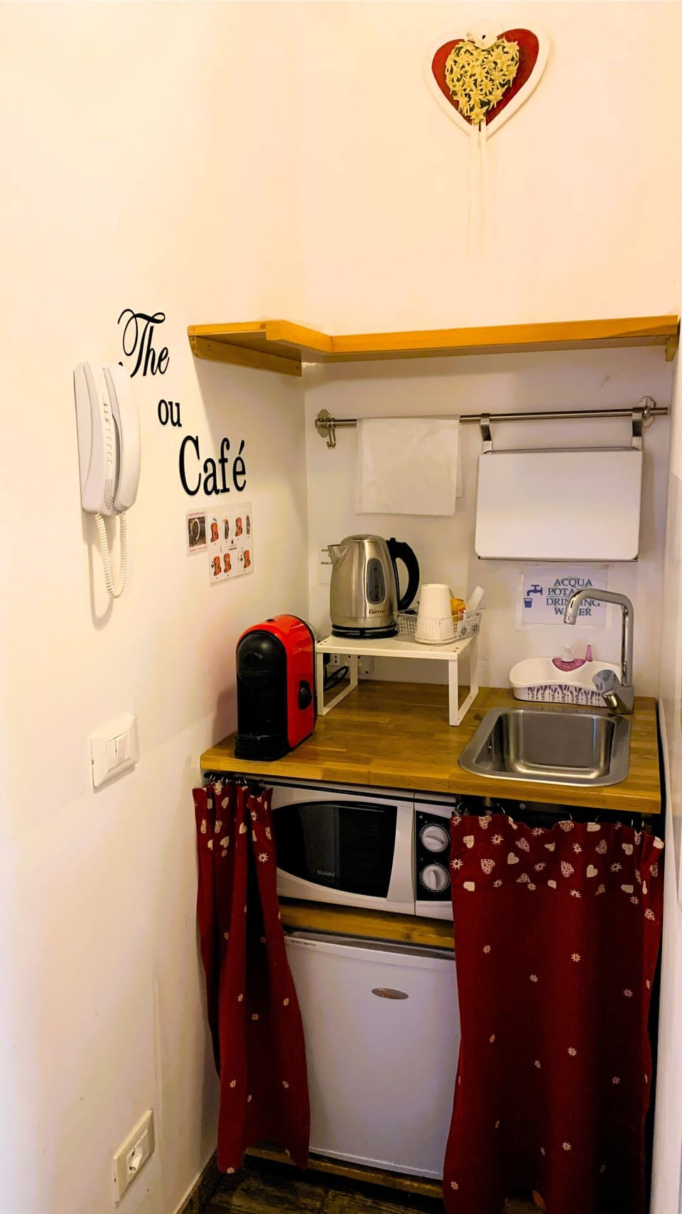 Comfort Double Room, 1 Double Bed, Non Smoking - ENTRY WITH CODE AND KEYPAD  AND ONLINE CHECK-IN | Private kitchen | Fridge, microwave, espresso maker, coffee/tea maker