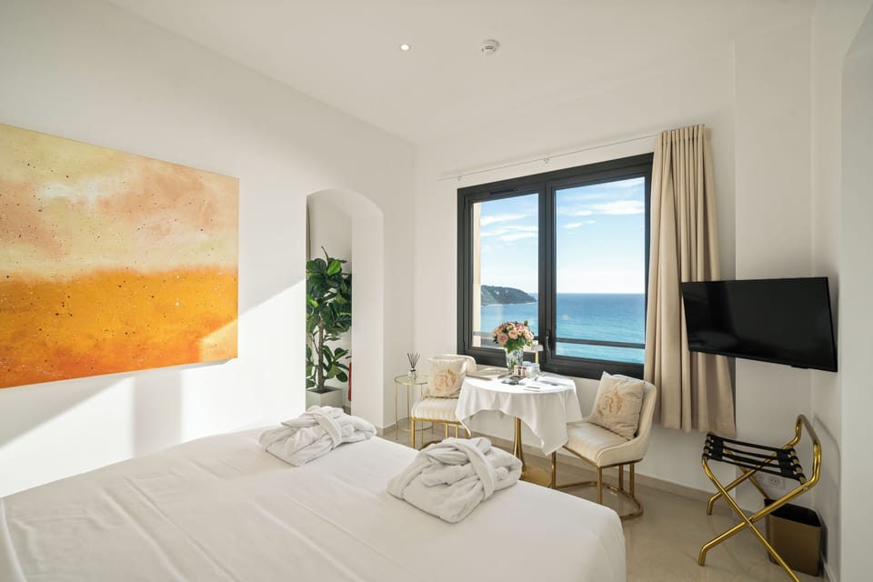 Deluxe Triple Room (La Rocabruna) | Premium bedding, pillowtop beds, in-room safe, individually decorated