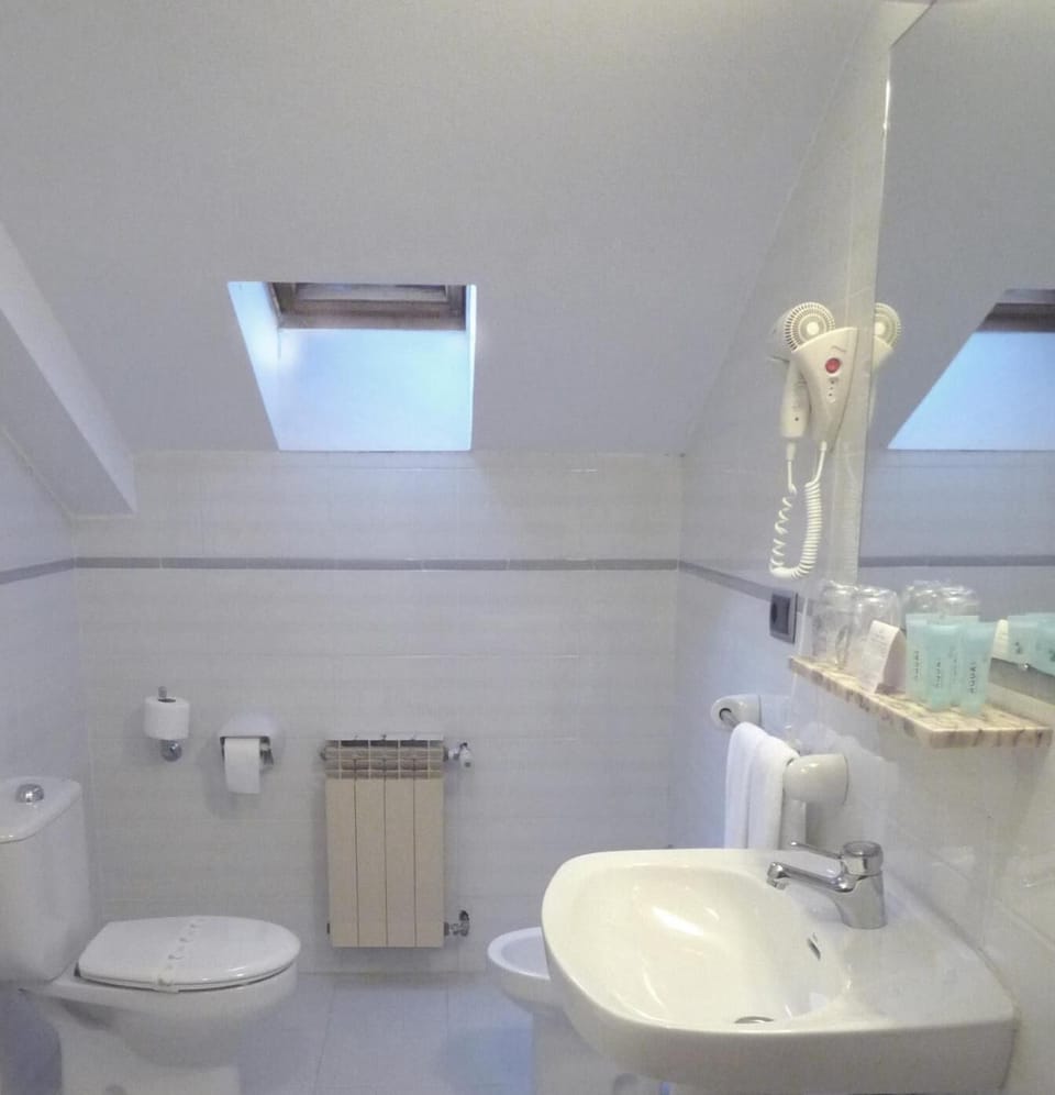 Free toiletries, hair dryer