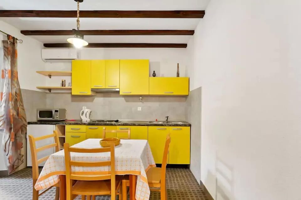 Cottage, 1 Bedroom (for 4 people) | Private kitchen | Coffee/tea maker, electric kettle, cleaning supplies, paper towels