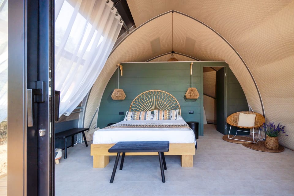 Tent | Minibar, free WiFi, bed sheets