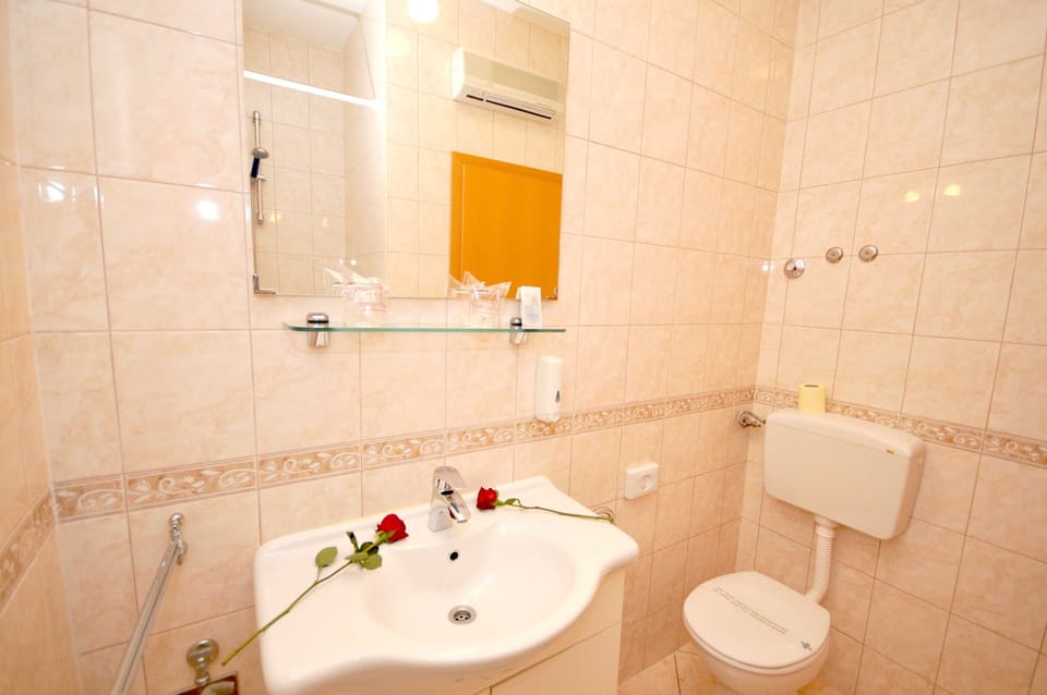 Apartmani Trogir Hotel in Trogir