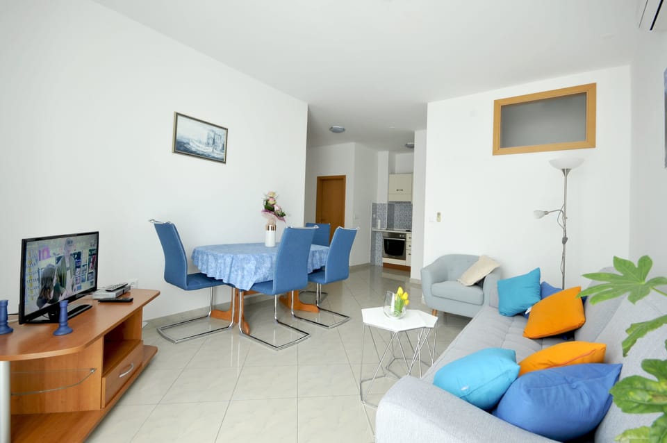 Superior Apartment, 2 Bedrooms, Balcony (4+1 people) | Select Comfort beds, in-room safe, desk, soundproofing