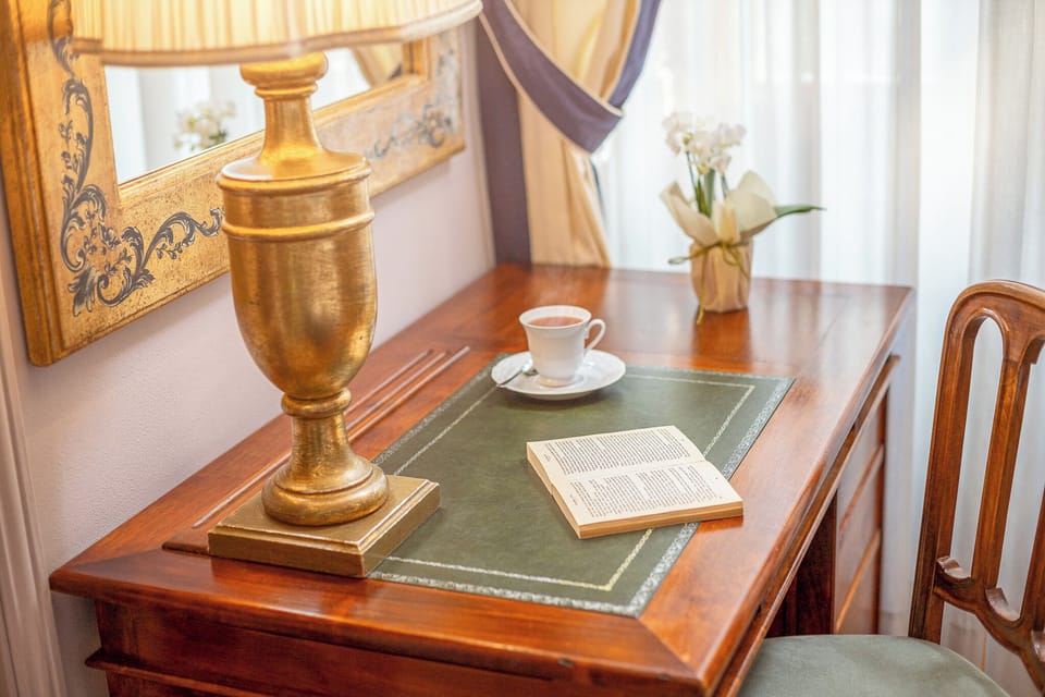 Deluxe Double or Twin Room | Frette Italian sheets, premium bedding, minibar, in-room safe