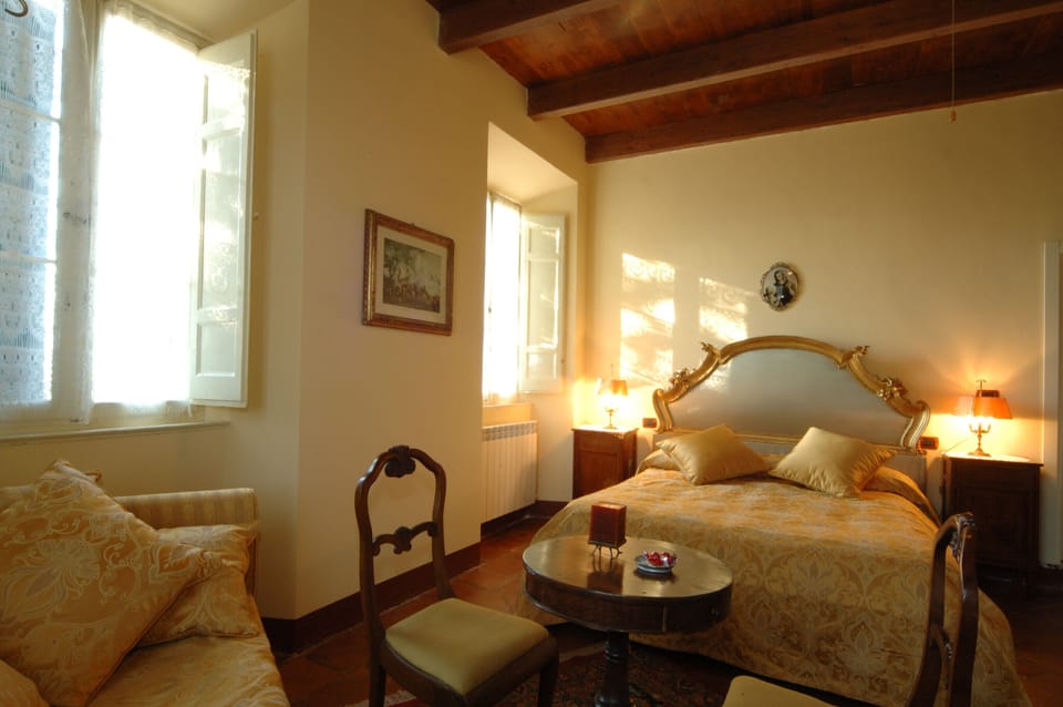 Double or Twin Room | Select Comfort beds, free WiFi, bed sheets
