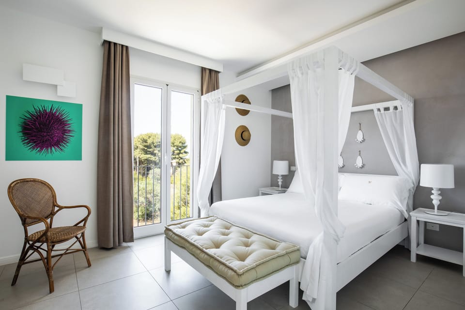 Junior Suite | Premium bedding, minibar, in-room safe, desk