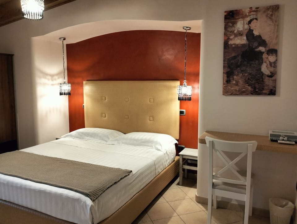 Double Room | Egyptian cotton sheets, premium bedding, down comforters