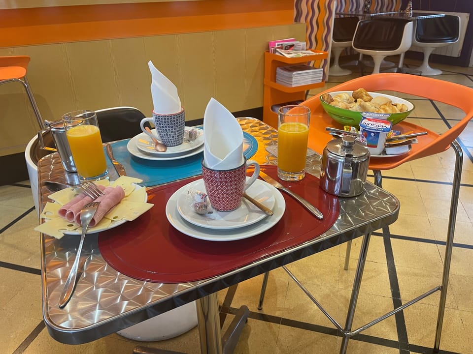 Daily continental breakfast for a fee
