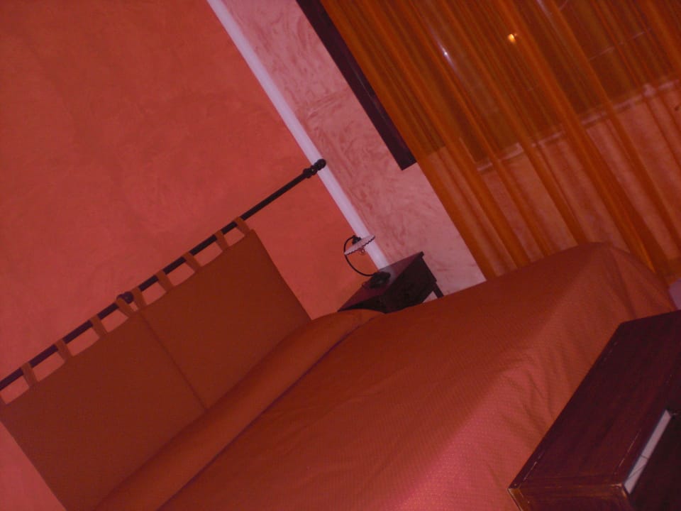 Standard Double Room | Minibar, desk, free WiFi, bed sheets