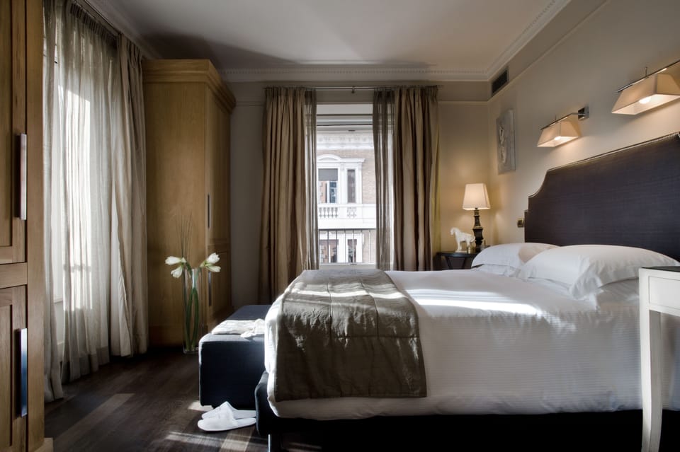 Suite | Egyptian cotton sheets, premium bedding, down comforters