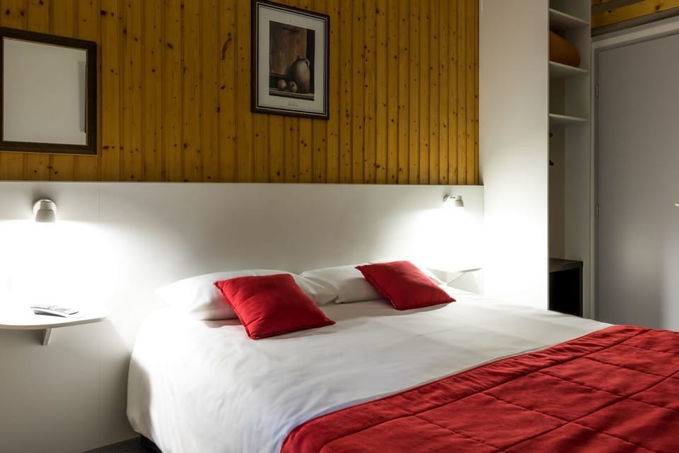 Double Room | Desk, soundproofing, iron/ironing board, free WiFi