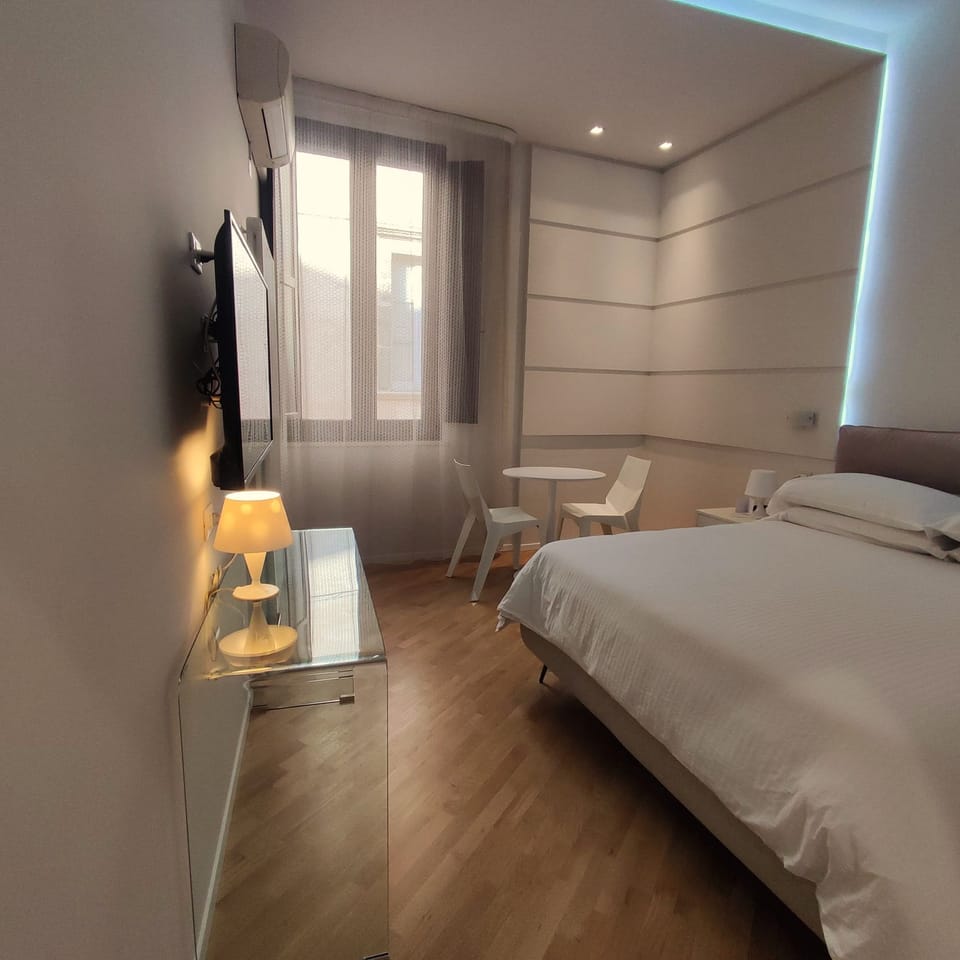 Junior Suite | Premium bedding, minibar, in-room safe, desk