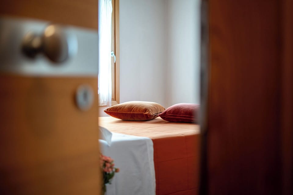 Comfort Double Room Single Use | Premium bedding, minibar, in-room safe, desk