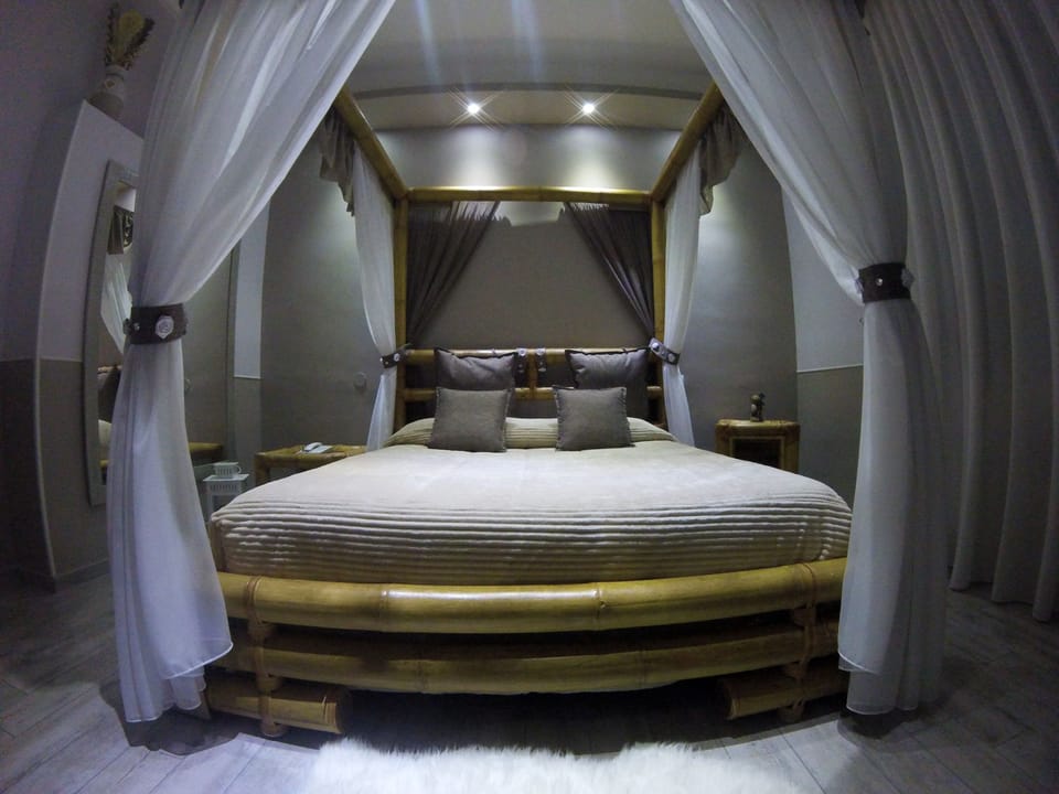 Comfort Room, 1 Double Bed | Desk, WiFi (free)
