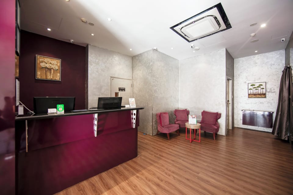 Fragrance Hotel - Rose Hotel in Singapore