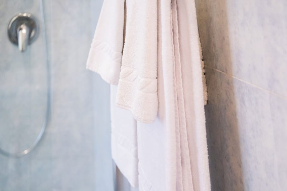 Studio Apartment for 2 people with kitchenette | Bathroom | Free toiletries, hair dryer, bidet, towels