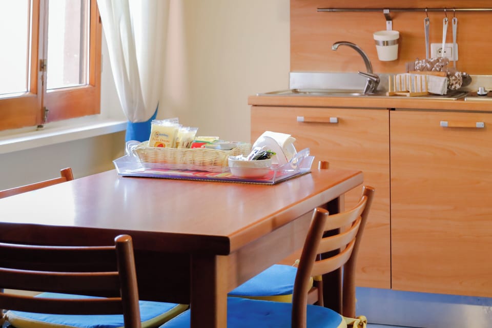 Condo, 1 Bedroom | Private kitchenette | Fridge, stovetop, coffee/tea maker, electric kettle