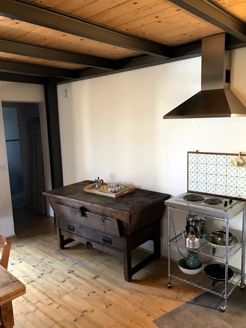 Honeymoon Loft, Kitchenette, Annex Building | Living area